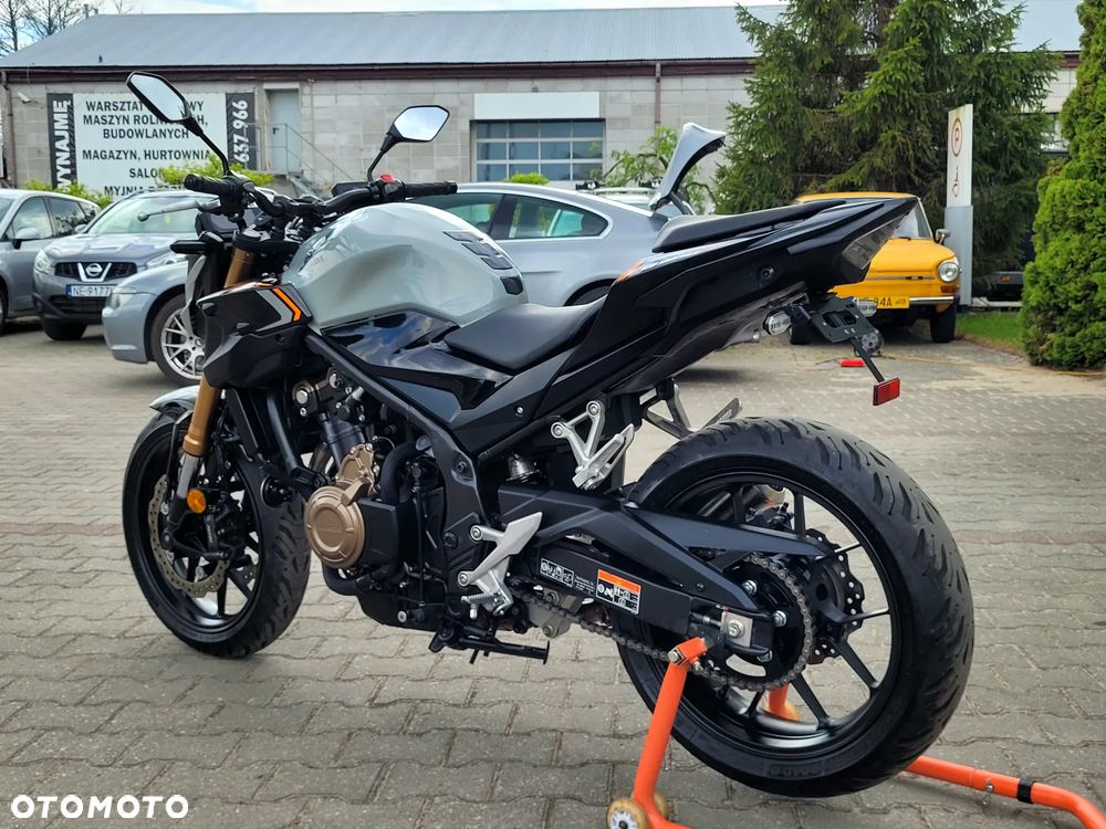 Honda CB - 18