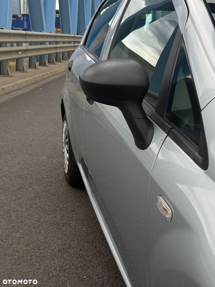 Fiat Grande Punto - 4