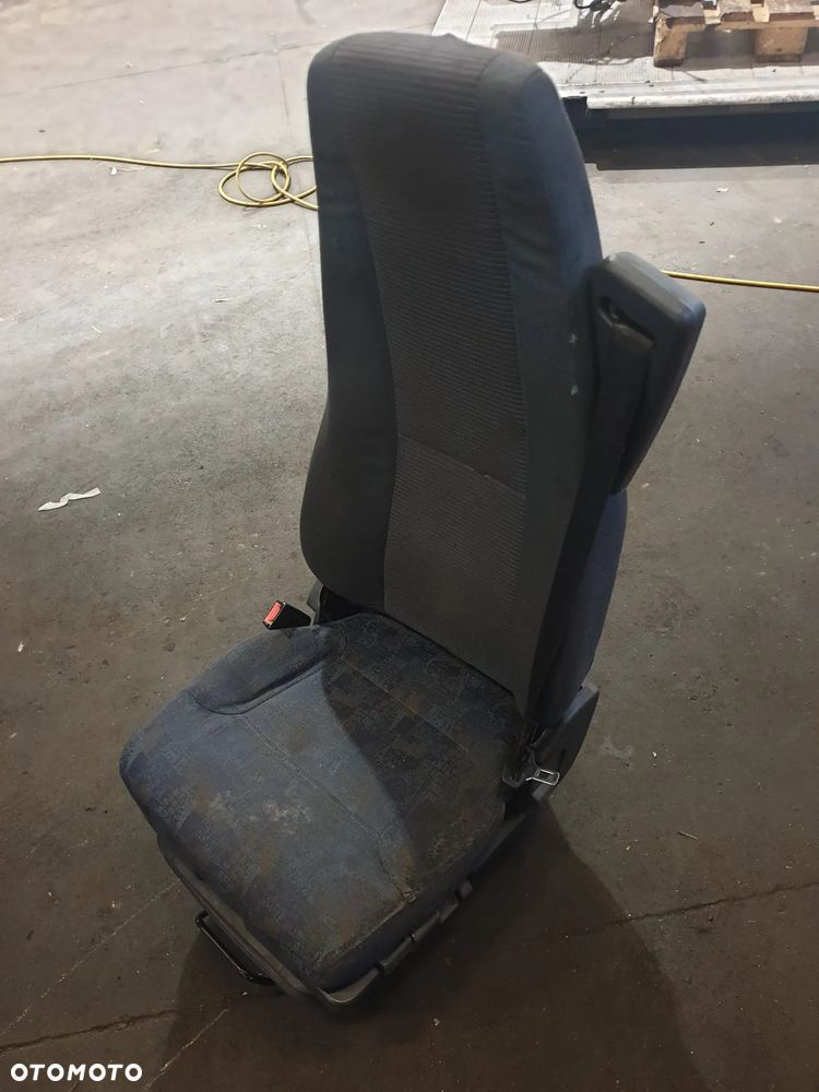 FOTEL KIEROWCY VOLVO FE,FL - 3
