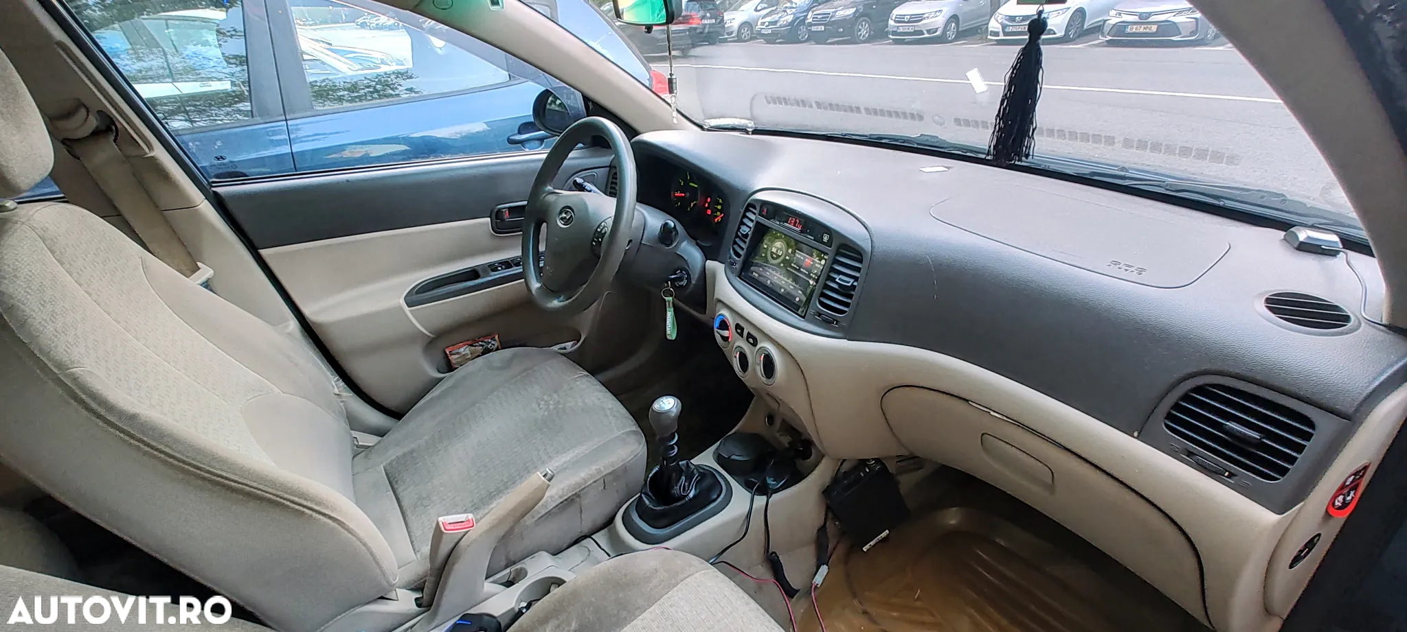 Hyundai Accent MC 1.5 CRDI GL FULL - 6