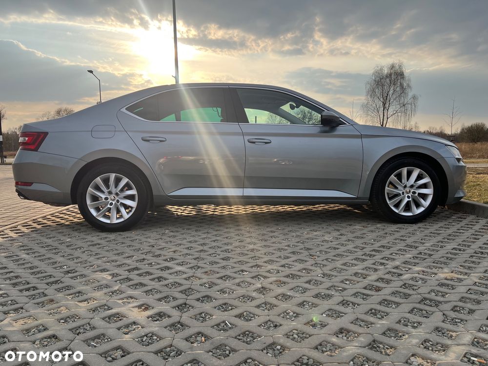 Skoda Superb - 1