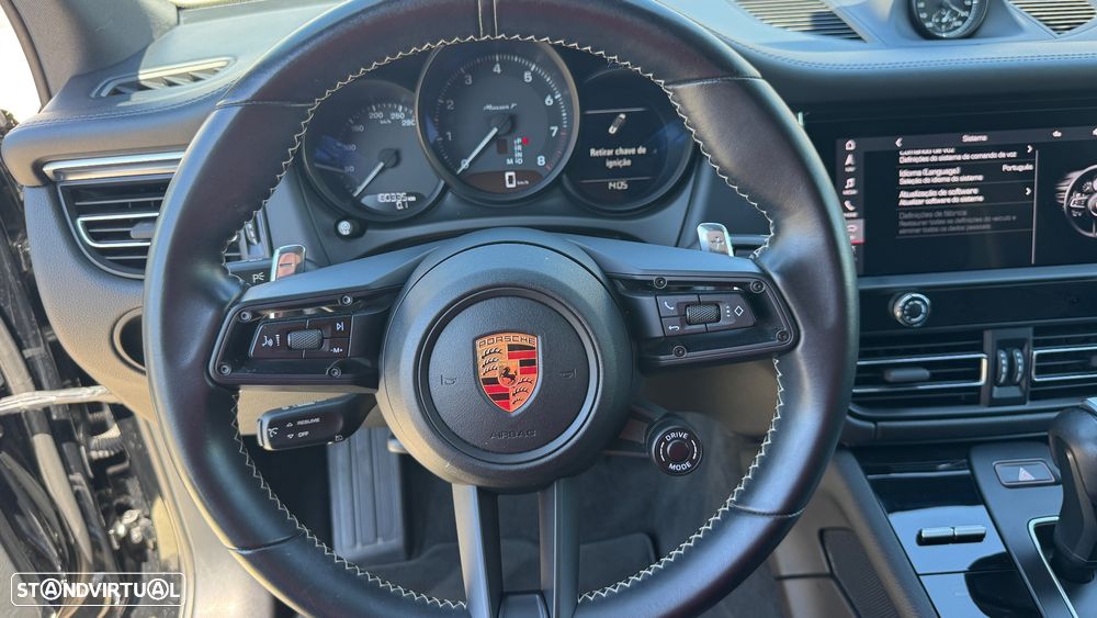 Porsche Macan 2.0T - 21