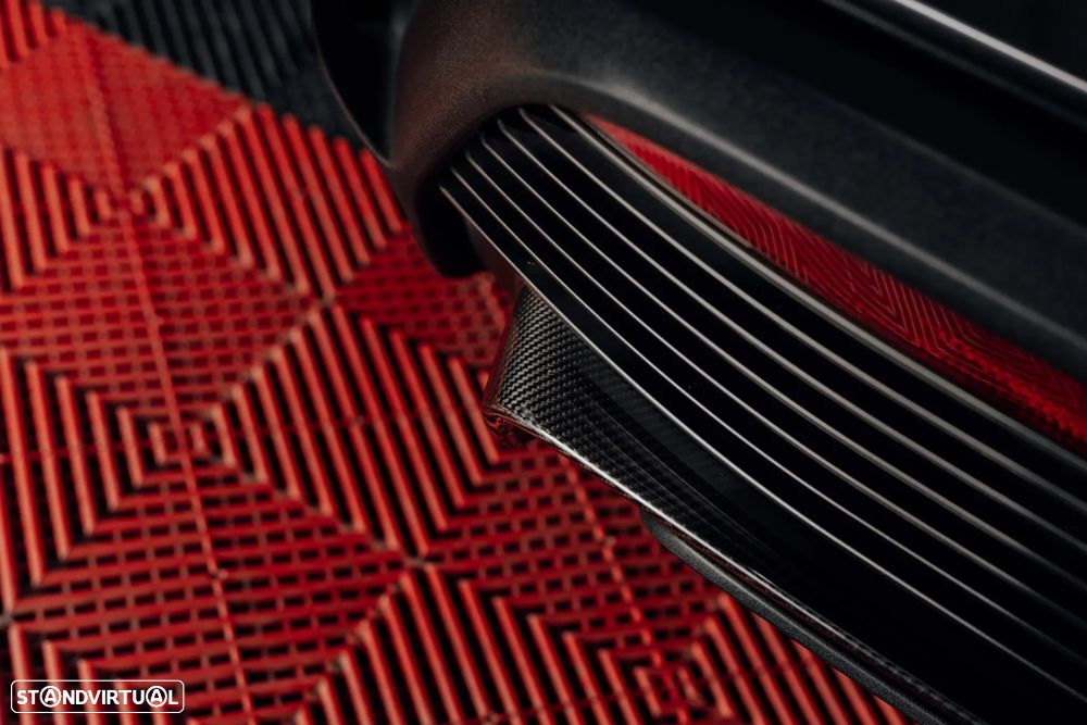 Porsche Taycan Turbo S - 18