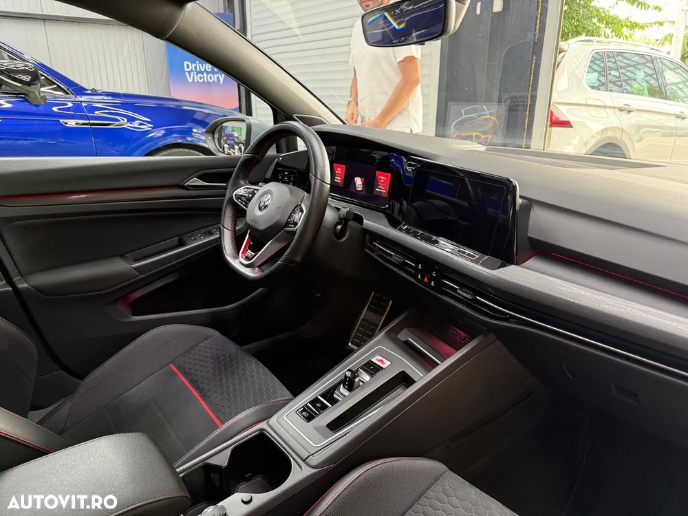 Volkswagen Golf - 29