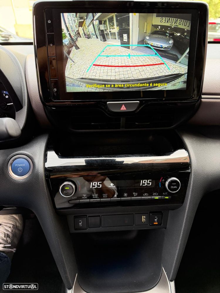 Toyota Yaris Cross 1.5 HDF Luxury - 18