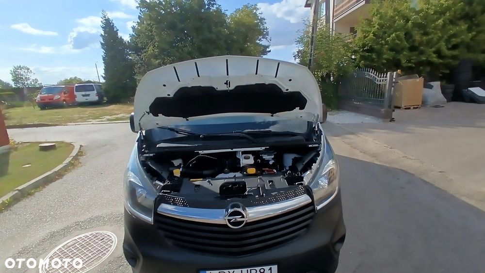 Opel Vivaro - 34