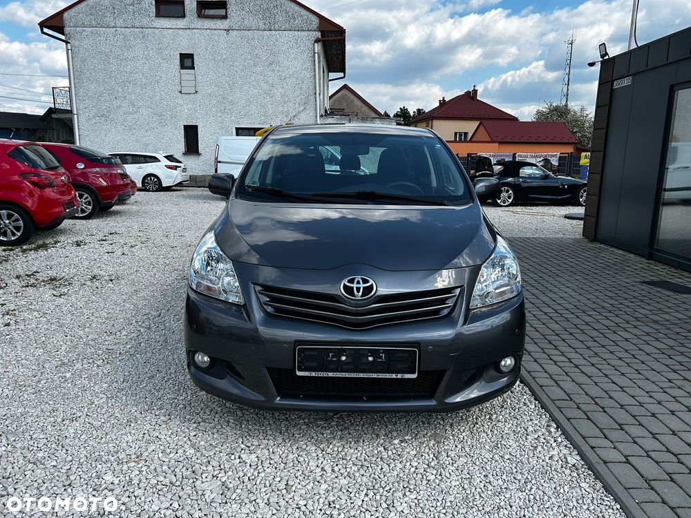 Toyota Verso 1.8 5-Sitzer Skyview Edition - 2