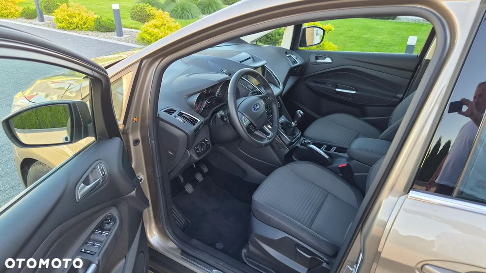 Ford Grand C-MAX 1.5 EcoBoost Start-Stopp-System Titanium - 20
