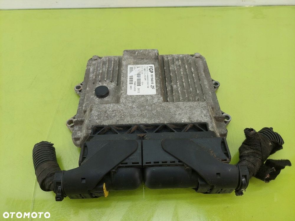 Komputer sterownik silnika Opel Corsa Combo C 1,3 CDTI 55194015ZF - 1