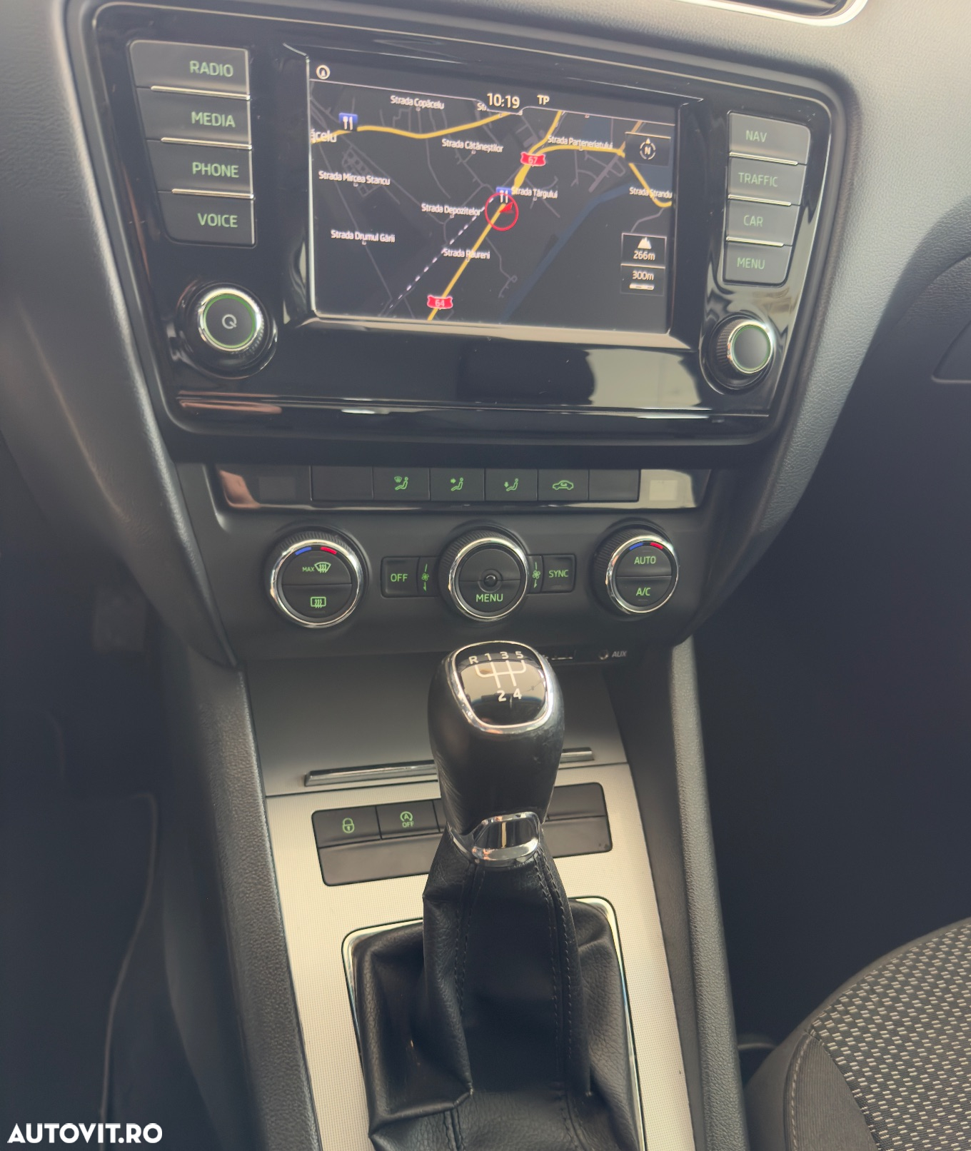Skoda Octavia 1.6 TDI Ambition - 9