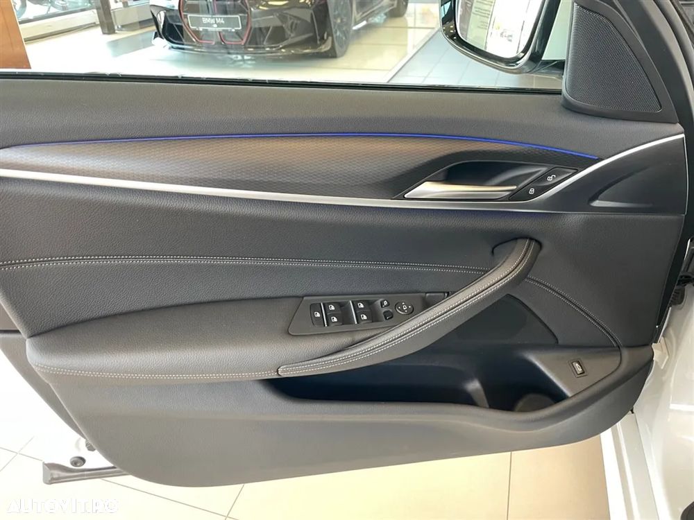 BMW Seria 5 540i xDrive Aut. Sport Line - 6