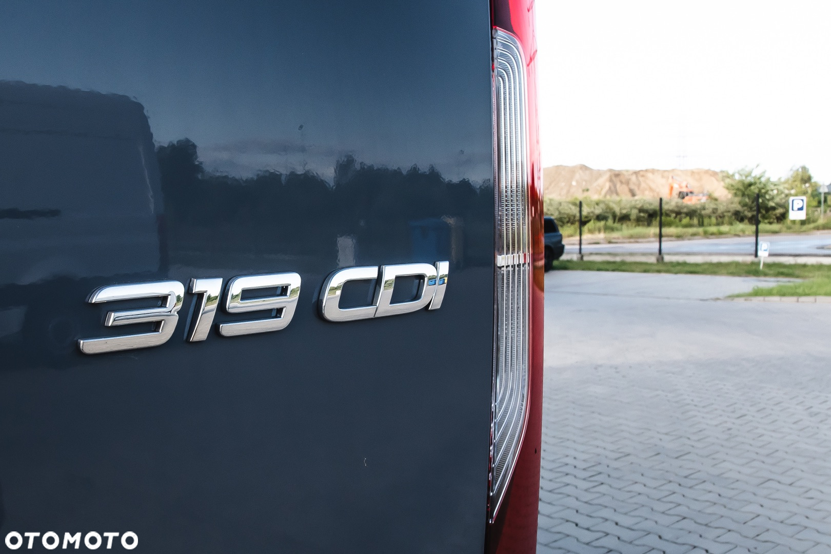 Mercedes-Benz Sprinter - 24