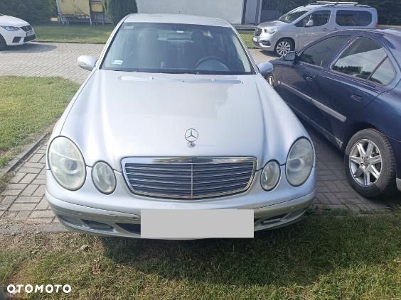 Mercedes-Benz Klasa E 200 CDI Classic - 2
