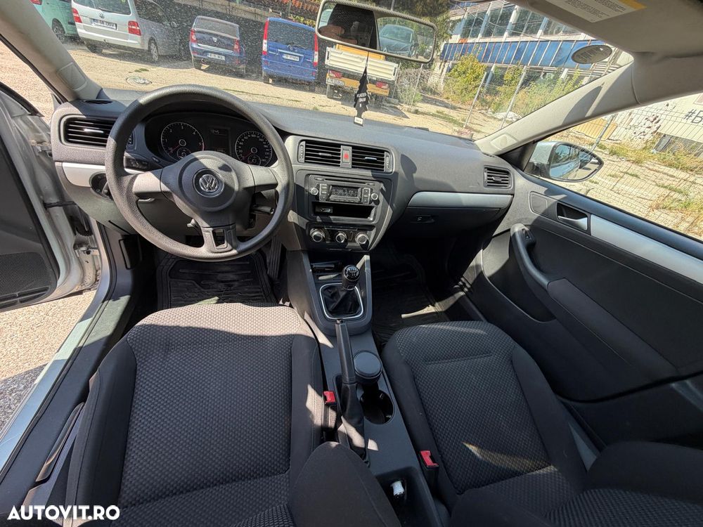 Volkswagen Jetta 1.6 TDI DPF Comfortline - 2