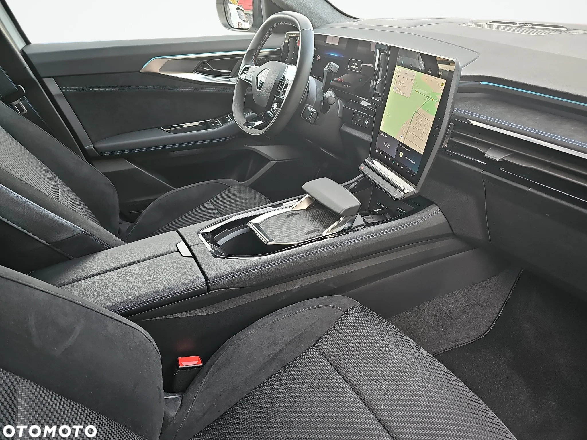 Renault Austral 1.2 E-Tech Full Hybrid 200 Iconic esprit Alpine MMT - 20