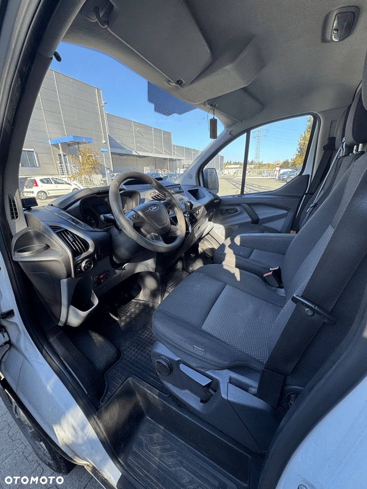 Ford Transit Custom - 20