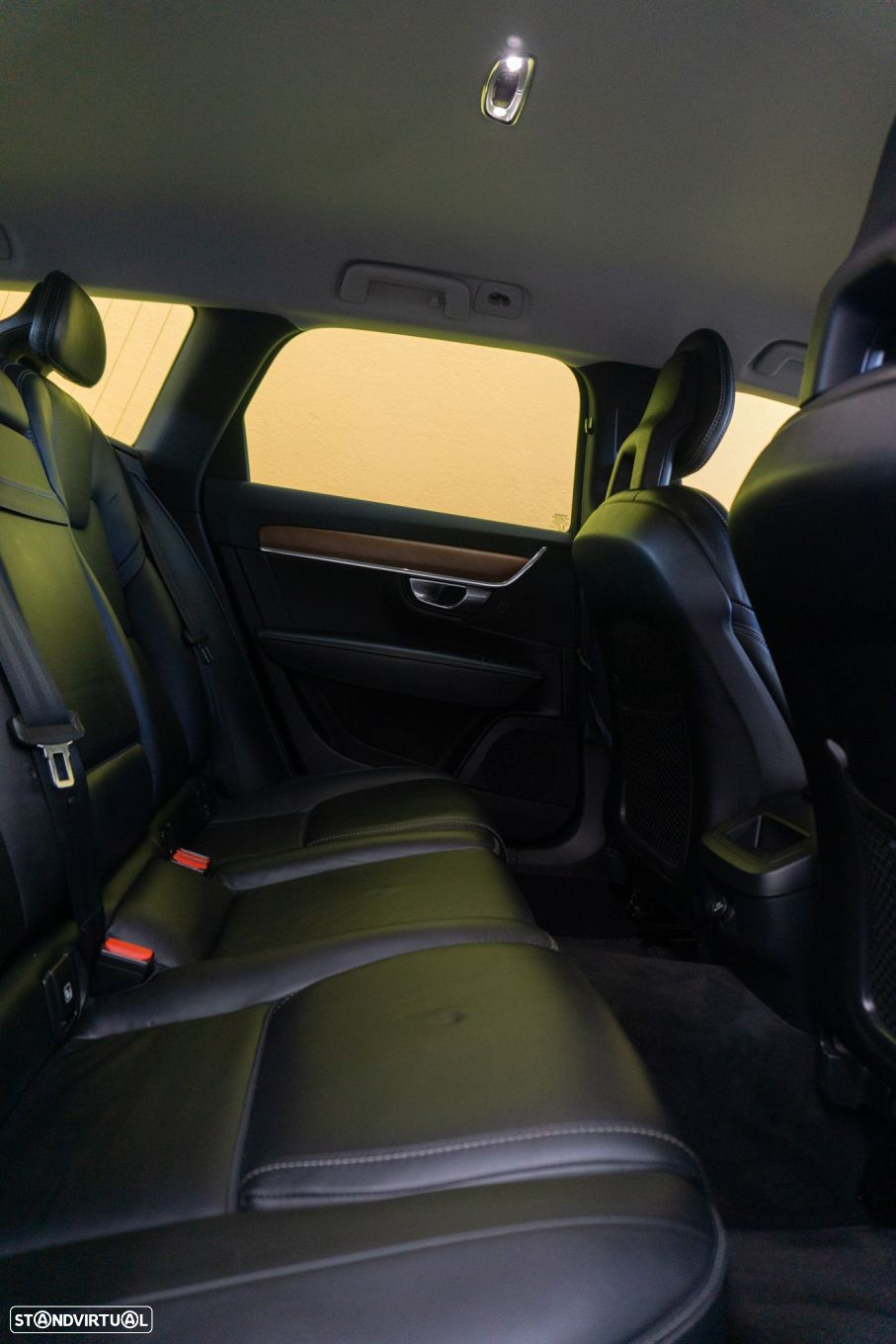 Volvo V90 2.0 D4 Inscription Geartronic - 15