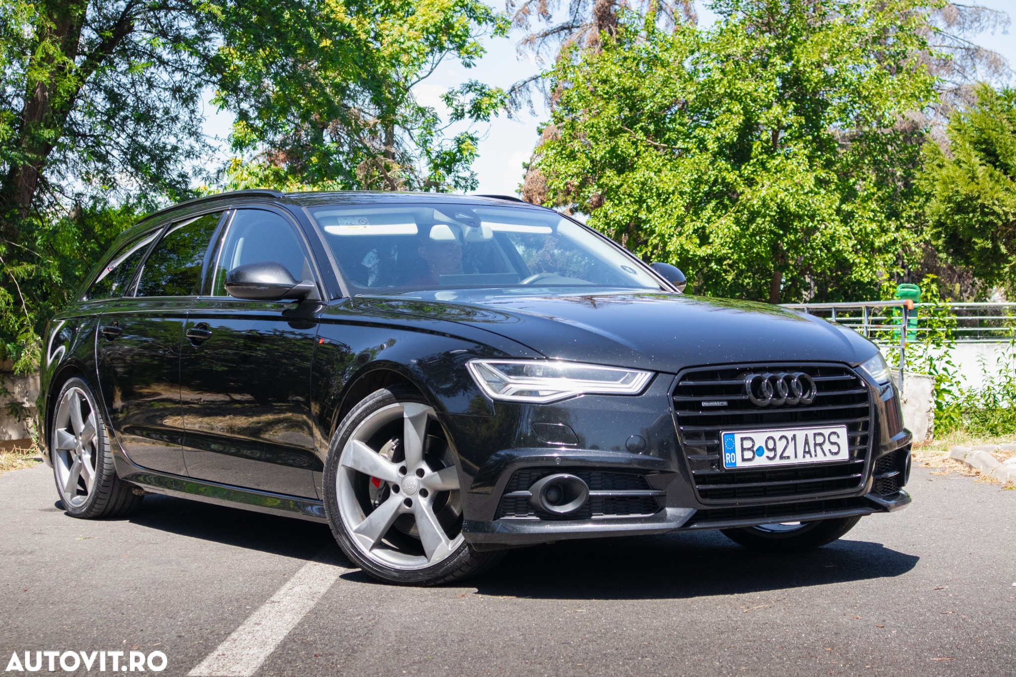 Audi A6 Avant 3.0 TDI quattro S tronic - 23