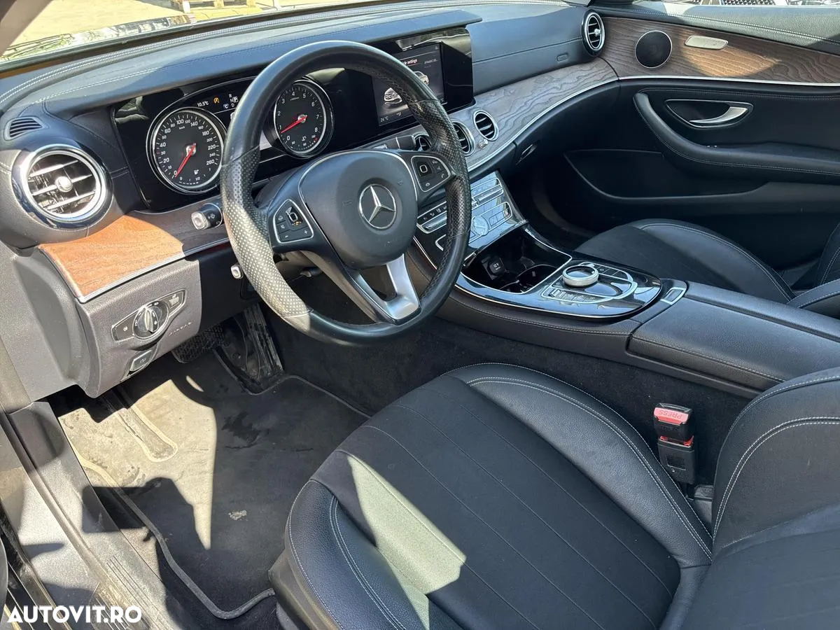 Mercedes-Benz E 200 Aut. - 9