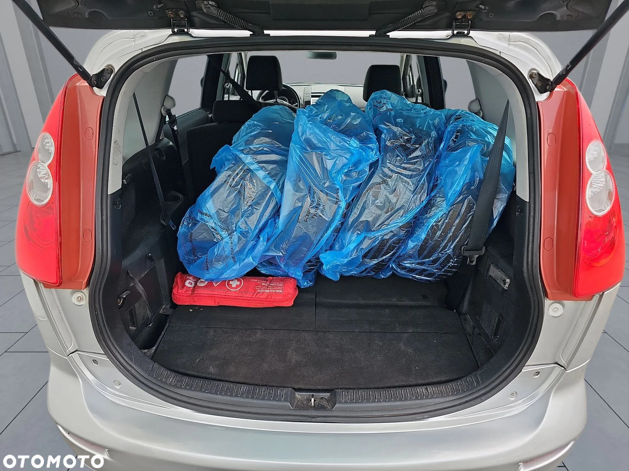 Mazda 5 2.0 Exclusive - 20