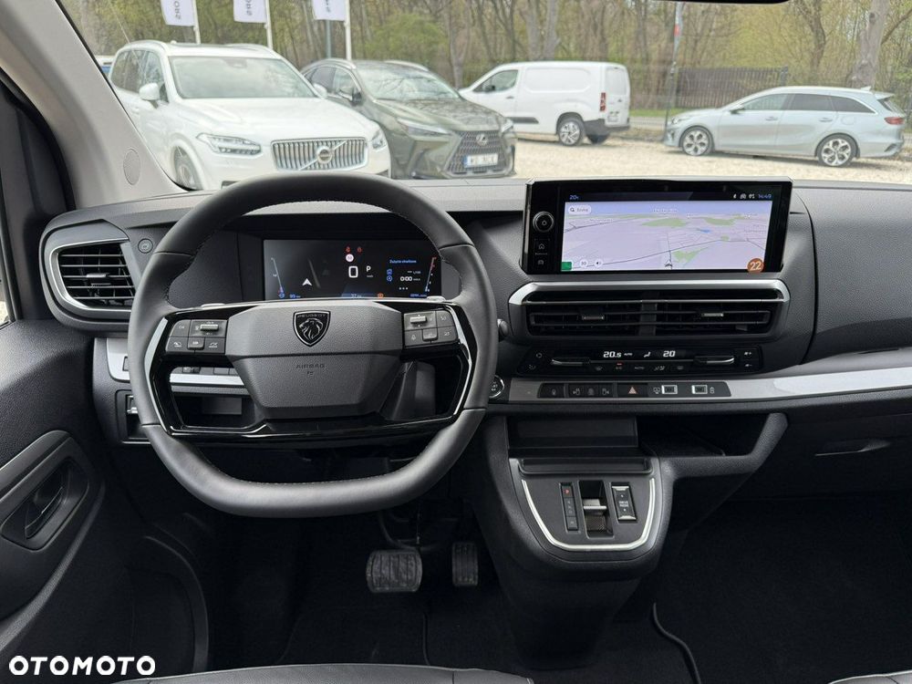 Peugeot Traveller - 29