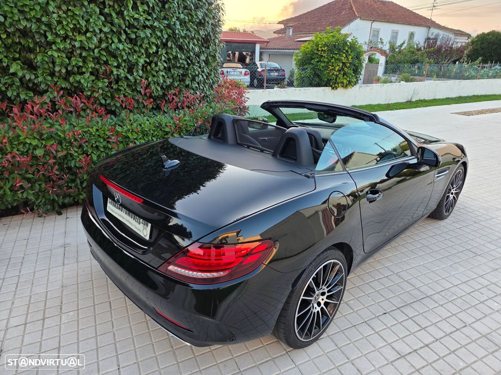 Mercedes-Benz SLC 200 - 17