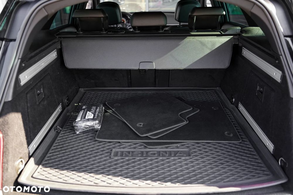 Opel Insignia 2.0 CDTI Cosmo S&S - 20