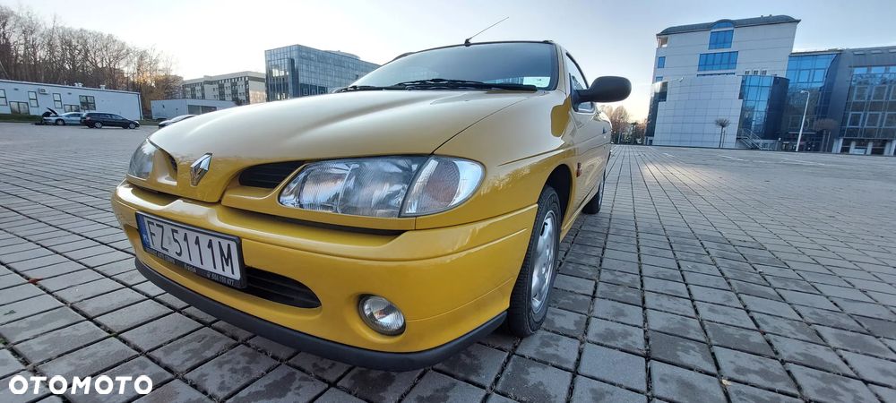 Renault Megane - 2