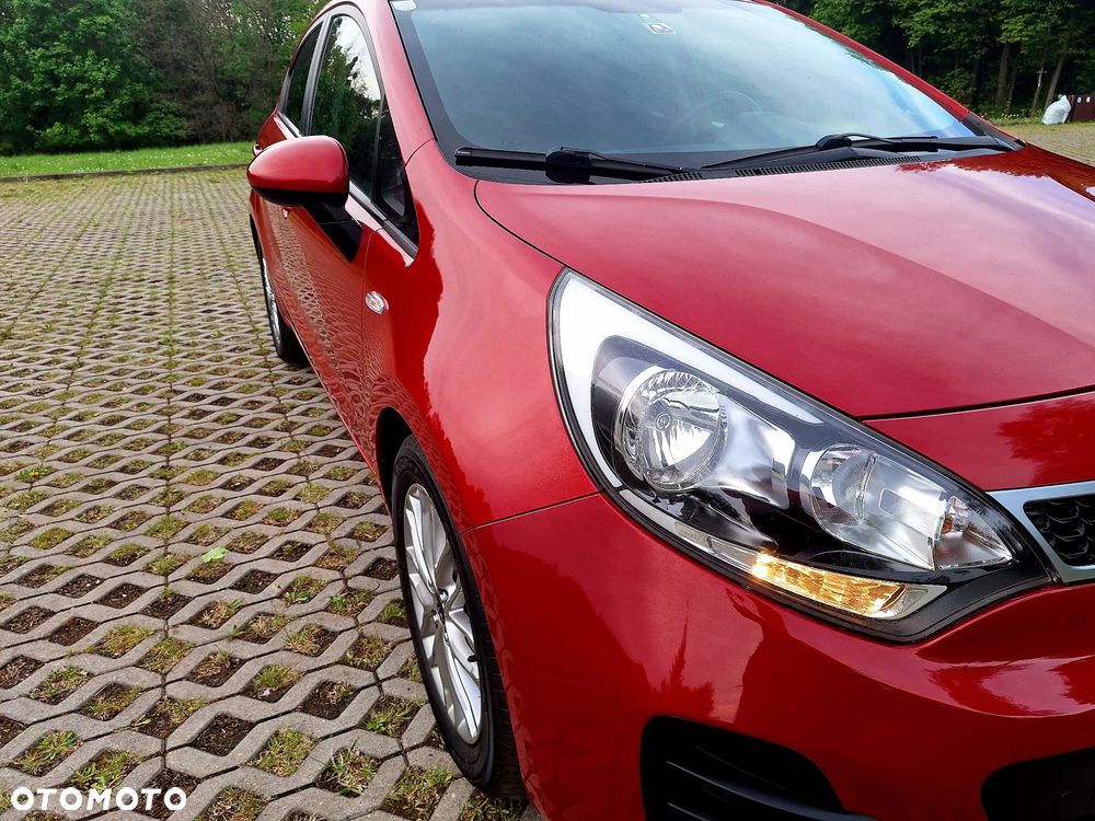 Kia Rio 1.2 Dream Team Edition - 21