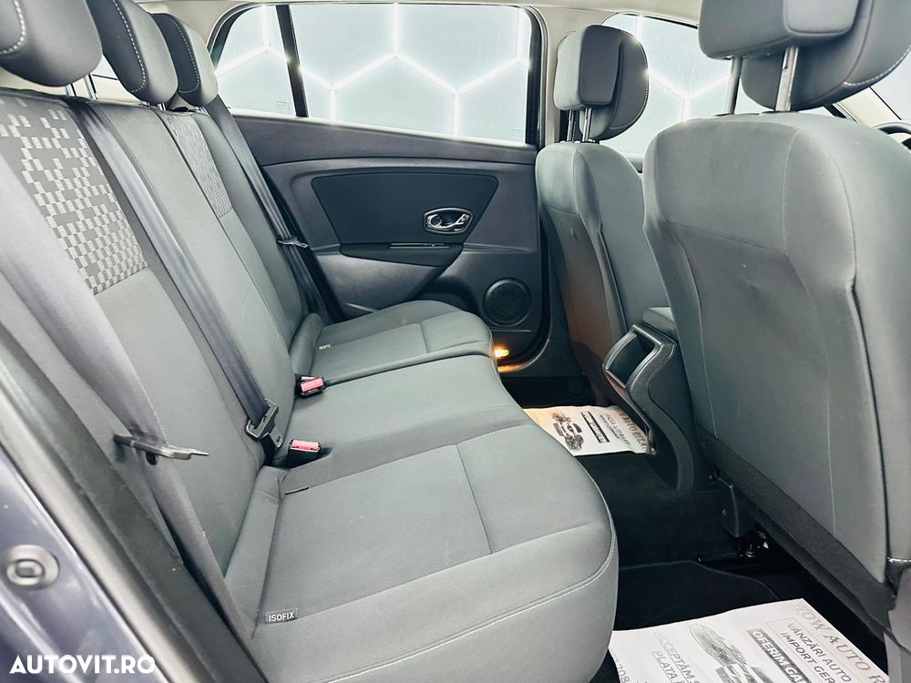 Renault Megane dCi 110 FAP Expression - 7