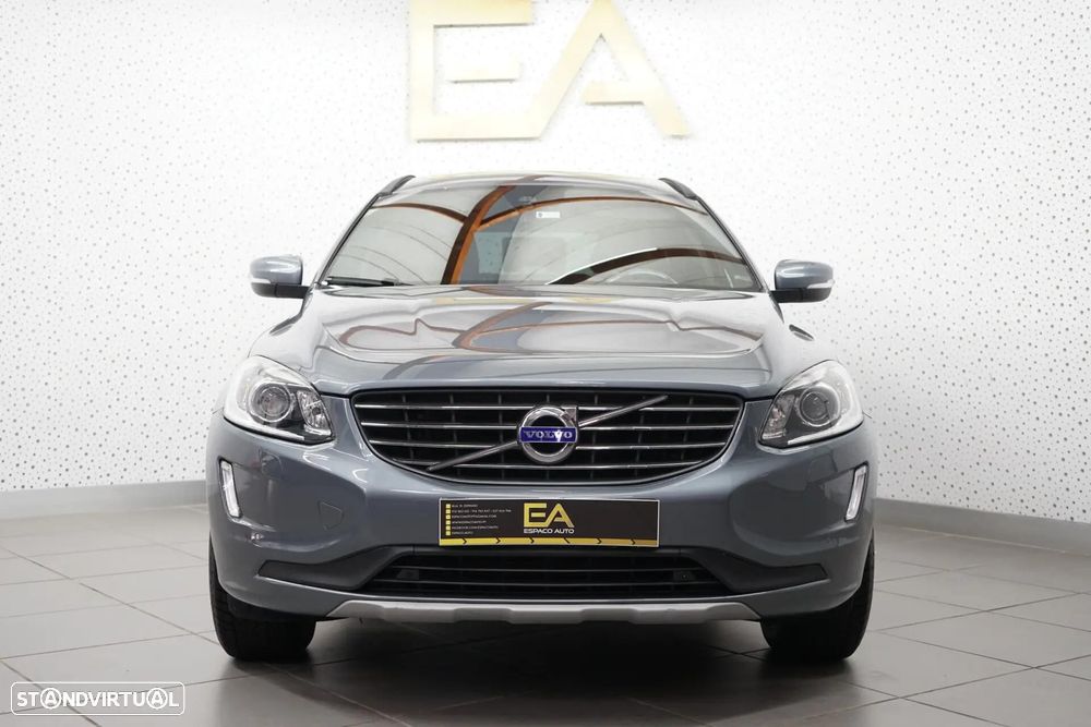 Volvo XC 60 2.0 D3 Momentum Geartronic - 2