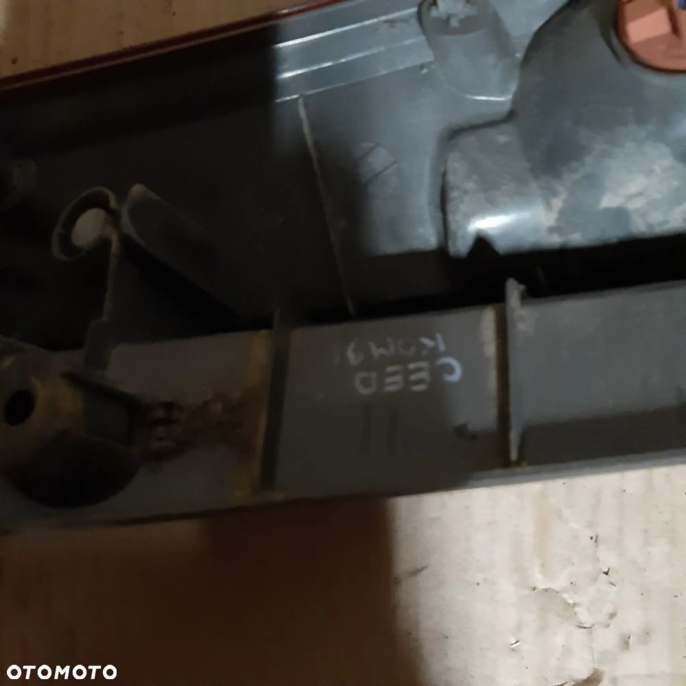 Lampa Tylna Tył Górna + Dolna Lewa Lub Prawa Kia Ceed 06-10 Europa - 19