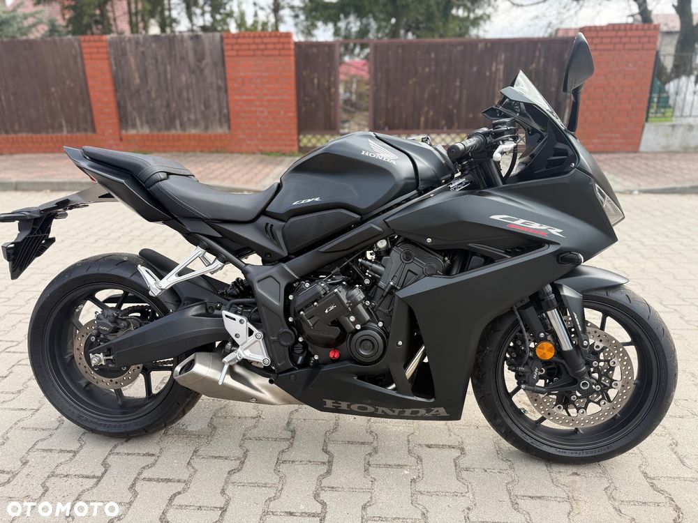 Honda CBR - 6