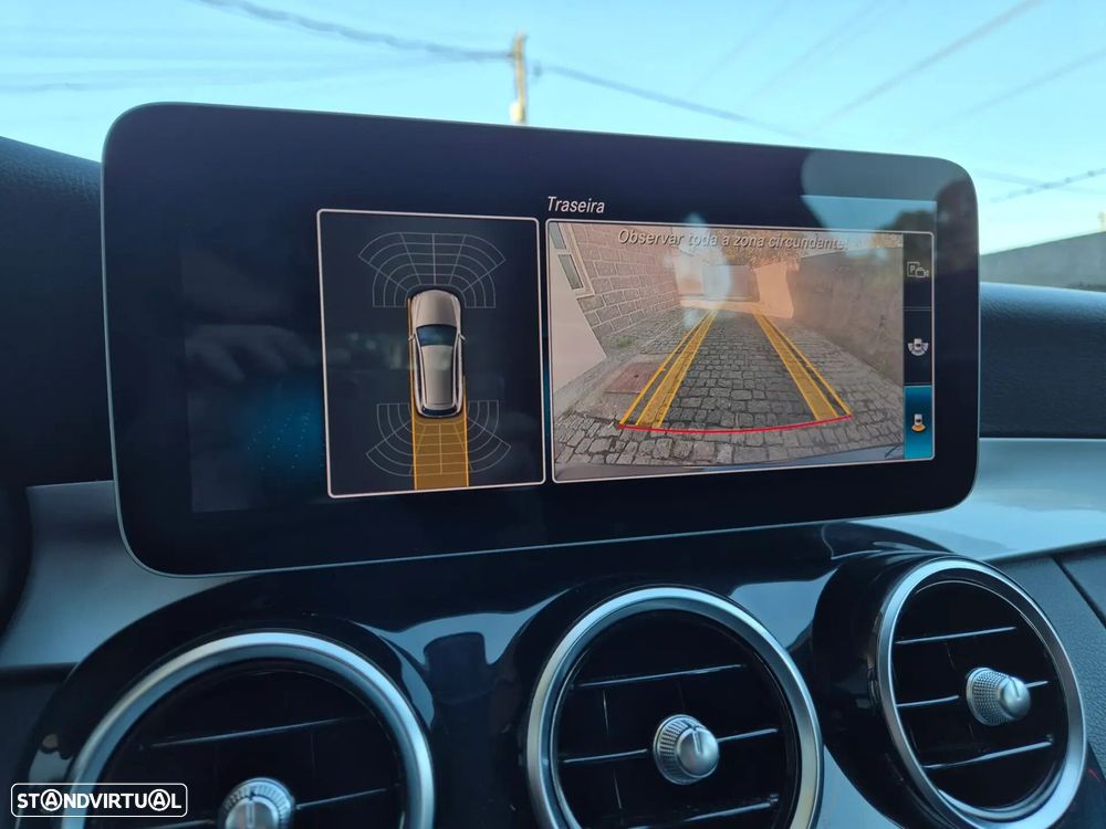 Mercedes-Benz C 200 - 31