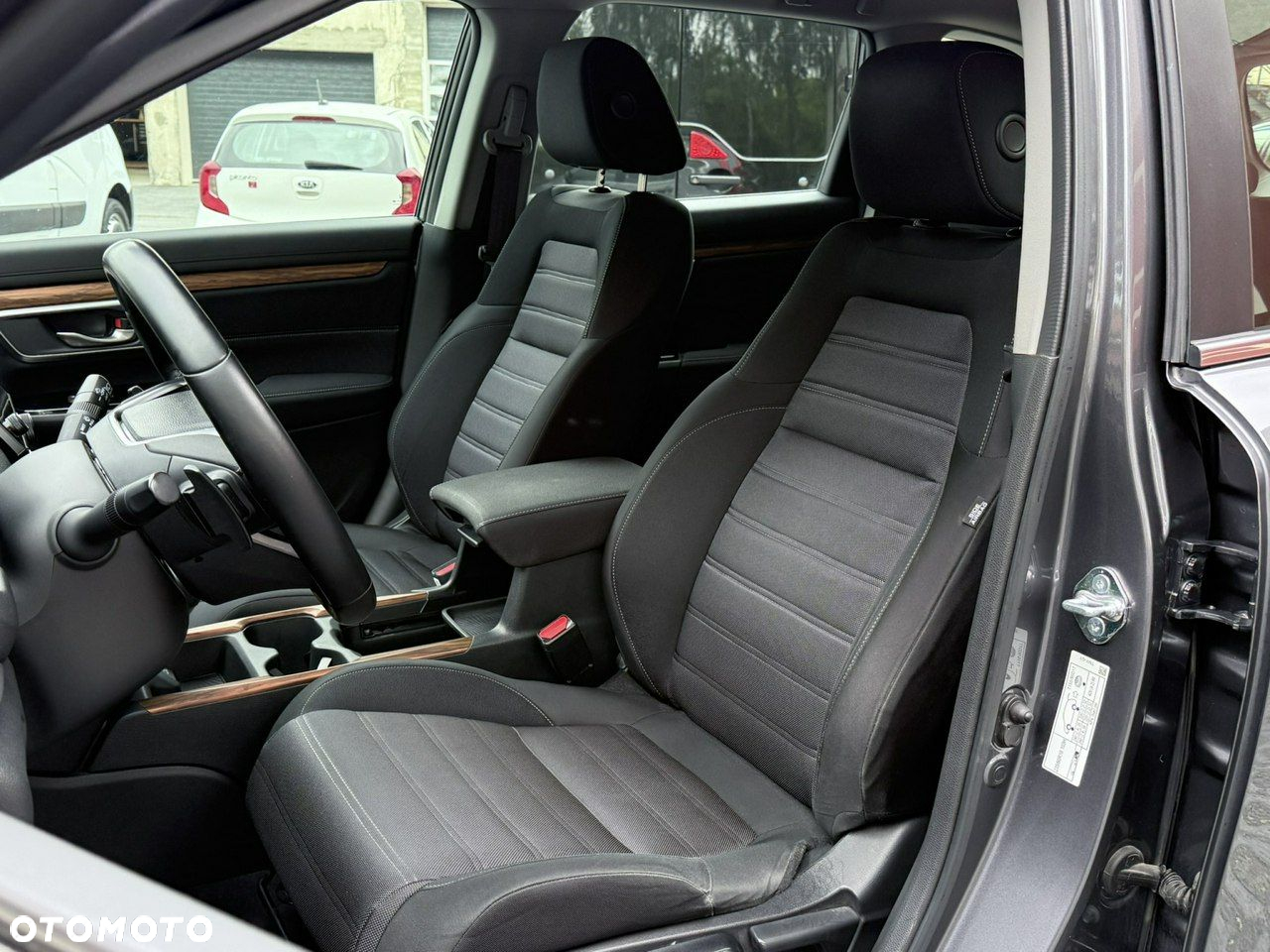 Honda CR-V 1.5 Elegance (Honda Connect+) CVT - 13