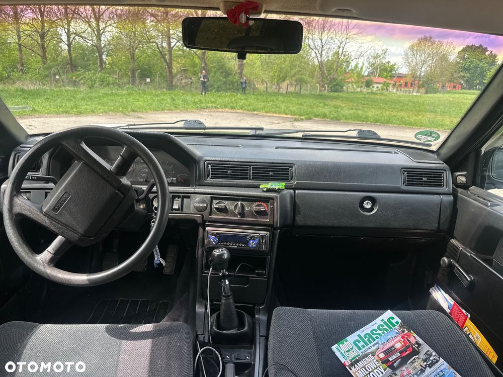 Volvo Seria 900 - 10