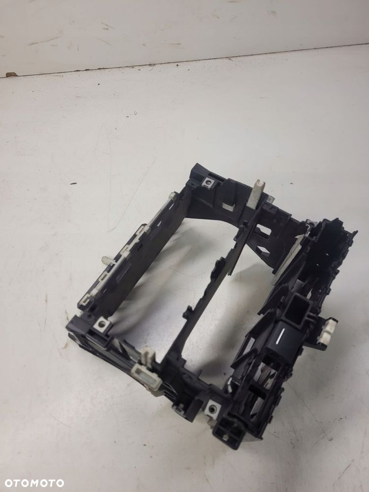KOSZ 1 DIN AUDI A3 8P LIFT ORYGINAŁ 8P0858005B - 2