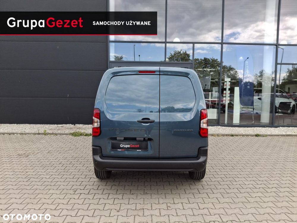 Peugeot Nowy Partner - 8