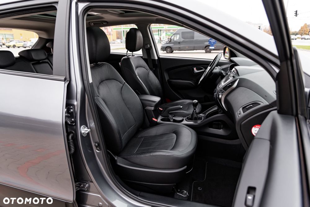Hyundai ix35 2.0 CRDi 4WD Premium - 27