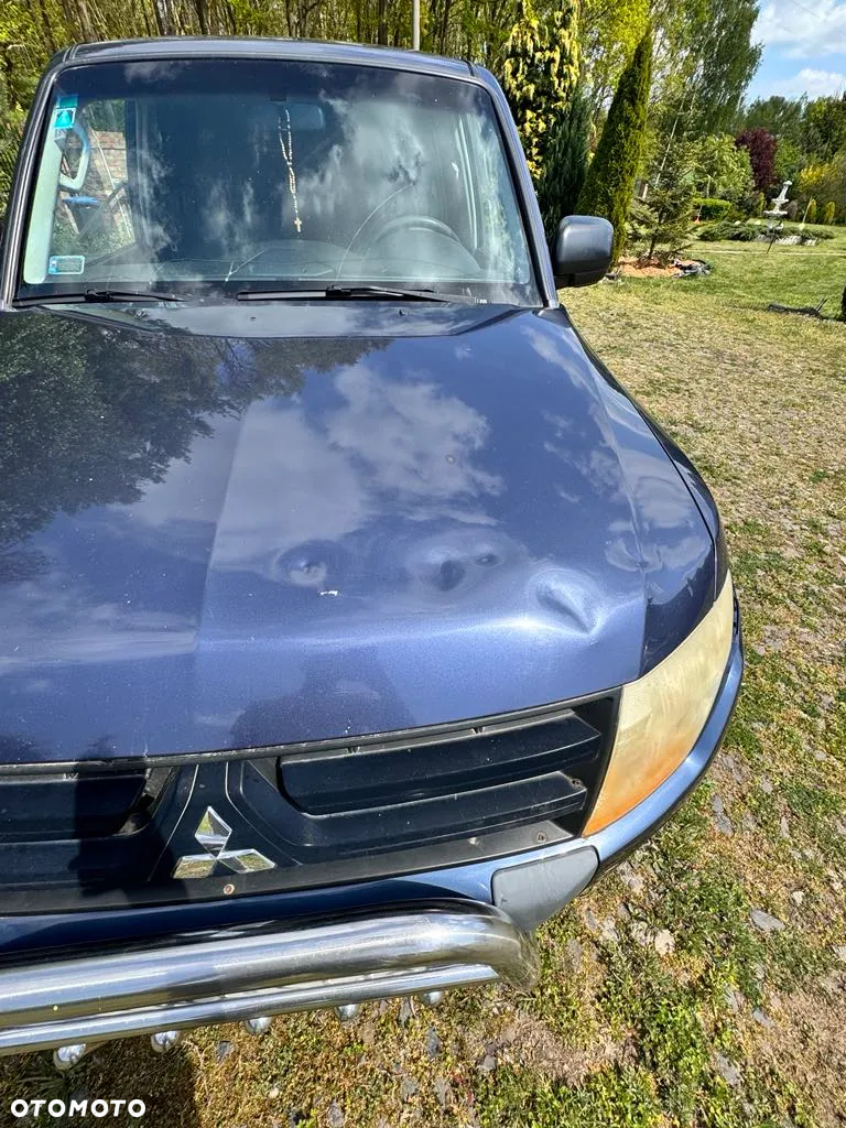 Mitsubishi Pajero - 11