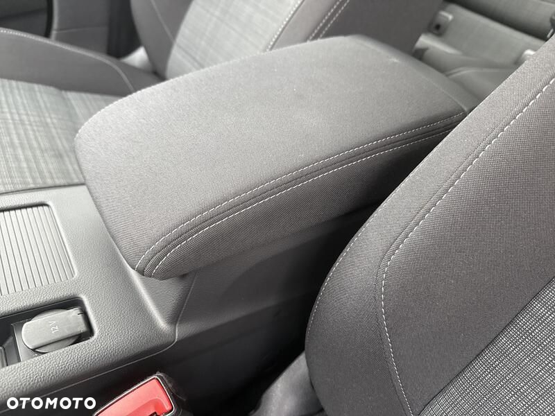 Volkswagen Passat 1.5 TSI EVO Business DSG - 18