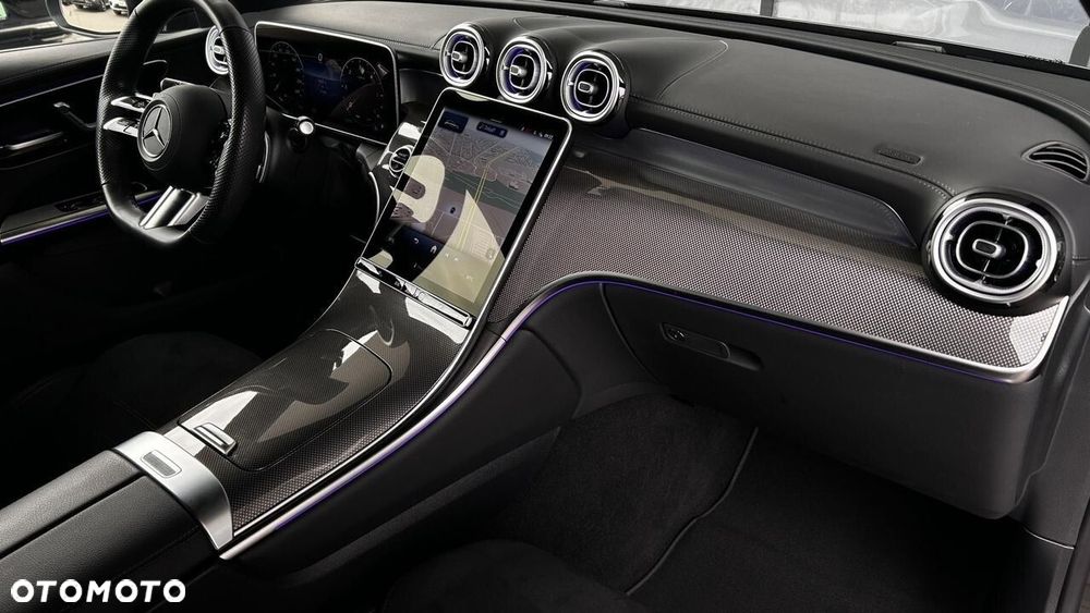 Mercedes-Benz GLC - 25