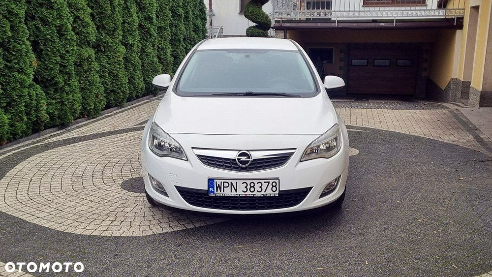 Opel Astra - 9