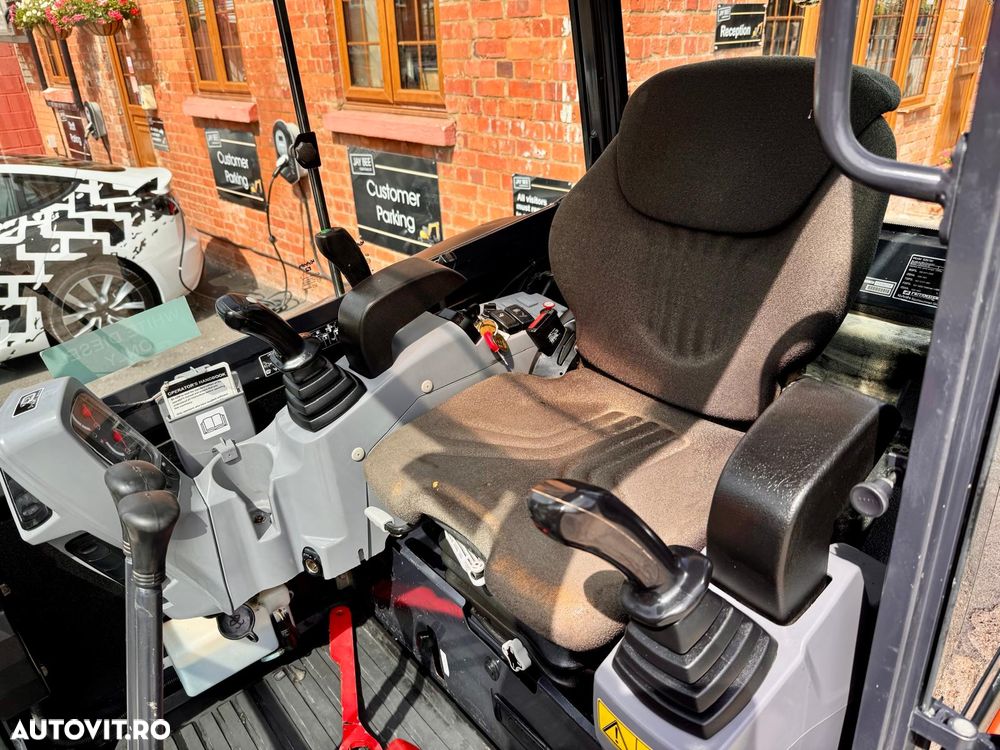 Kubota KX027 - 6