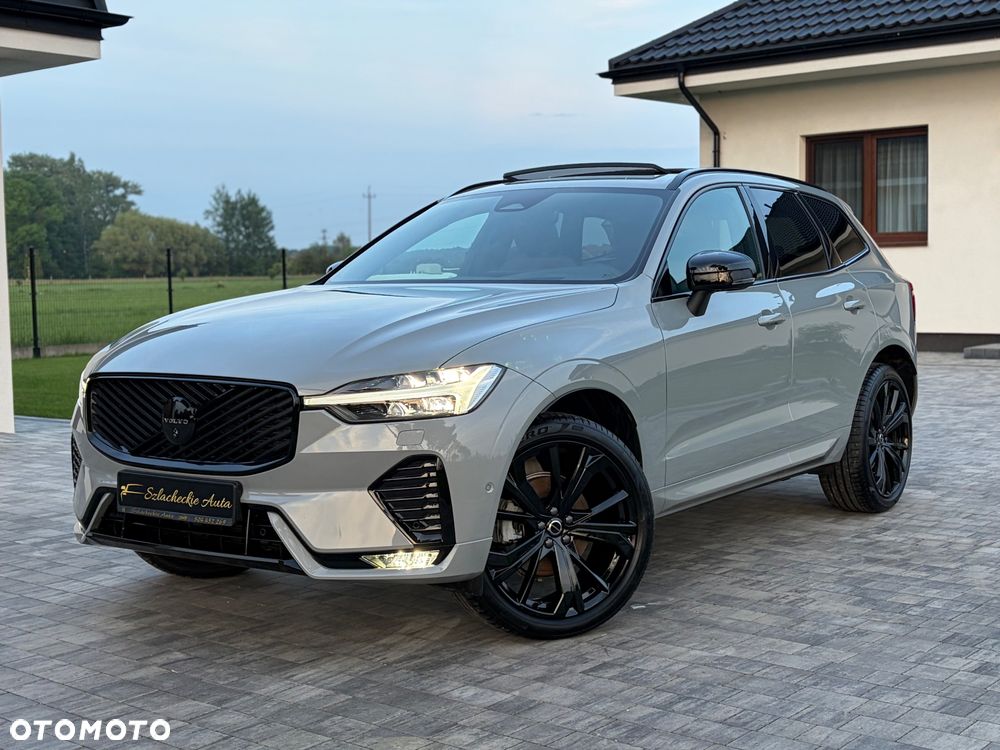Volvo XC 60 B5 B AWD Plus Black Edition - 26