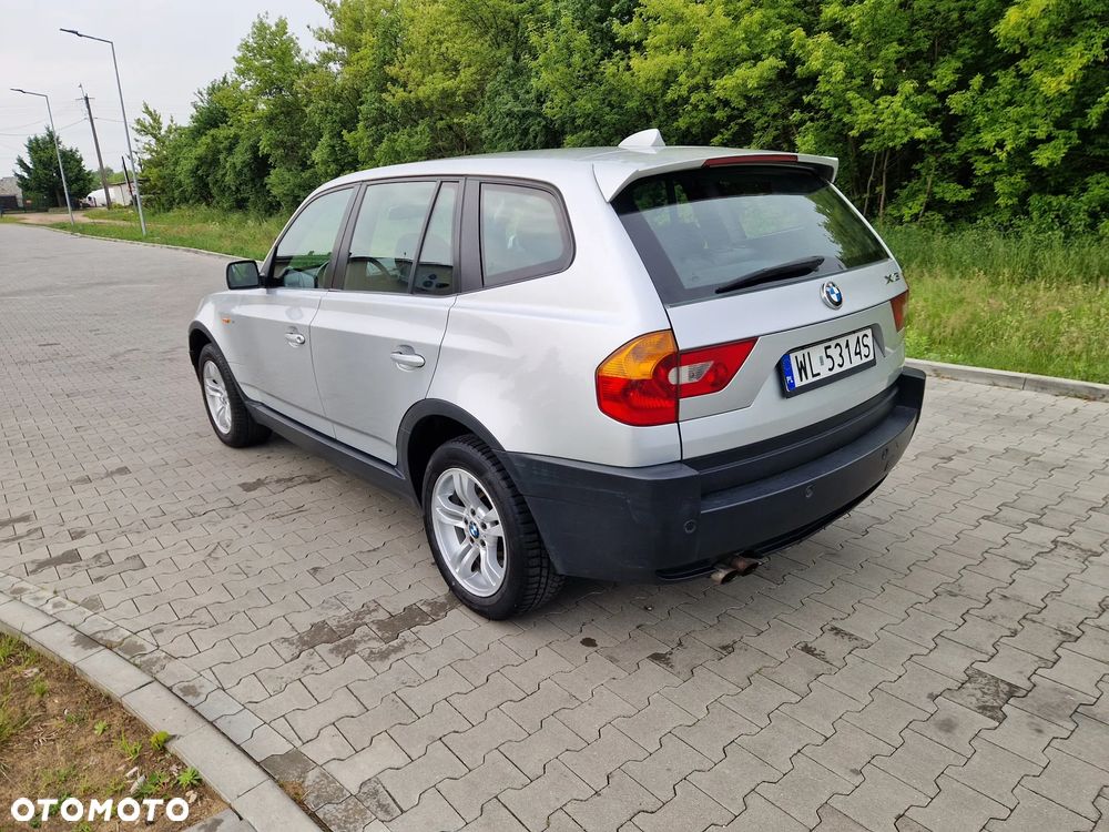 BMW X3 2.5i - 7