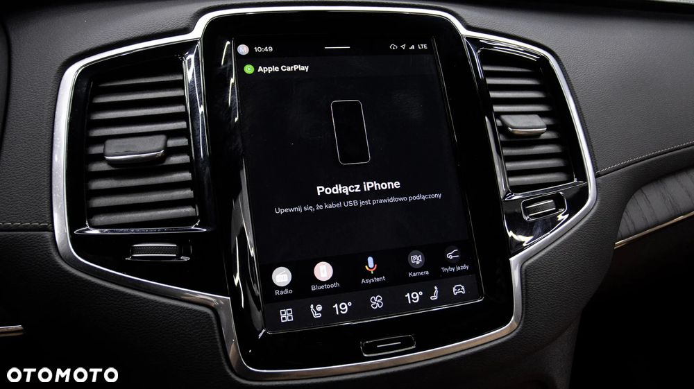 Volvo XC 90 T8 AWD Plug-In Hybrid Plus Dark 7os - 31