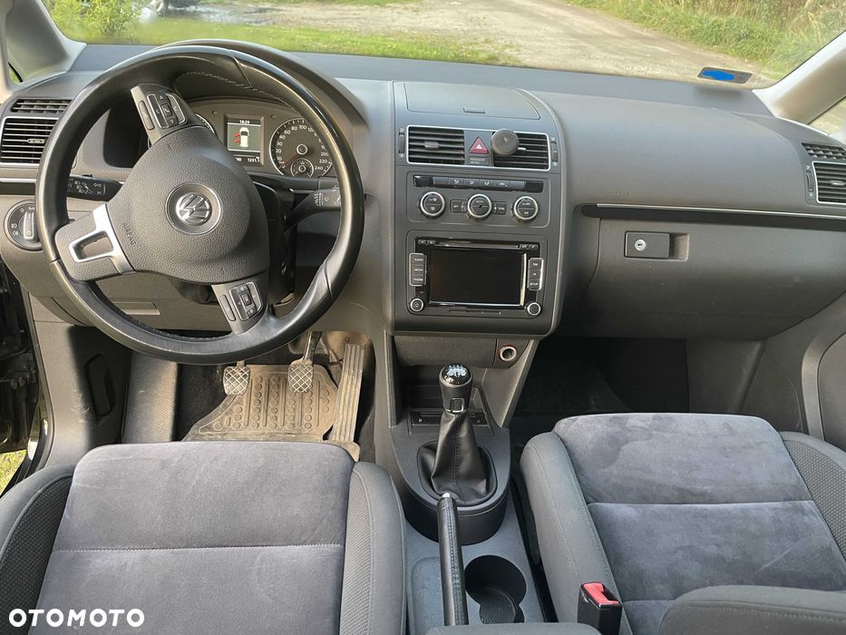 Volkswagen Touran 1.4 TSI Highline - 6