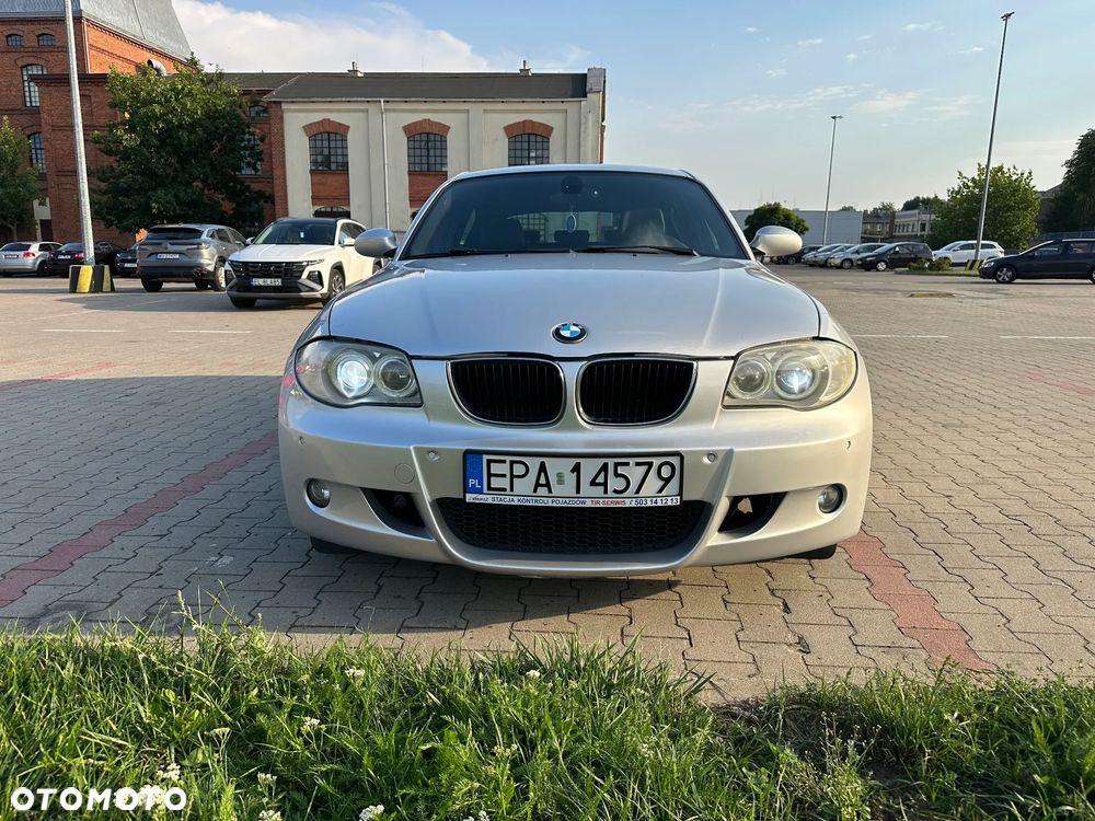 BMW Seria 1 120i - 6