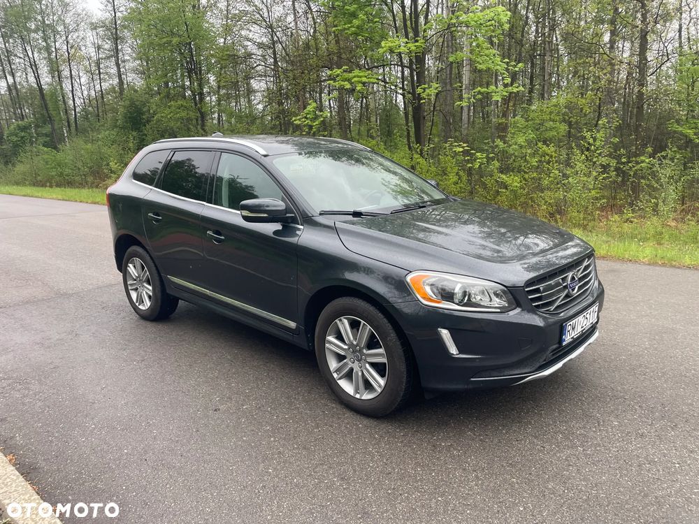 Volvo XC 60 T5 AWD Summum - 4